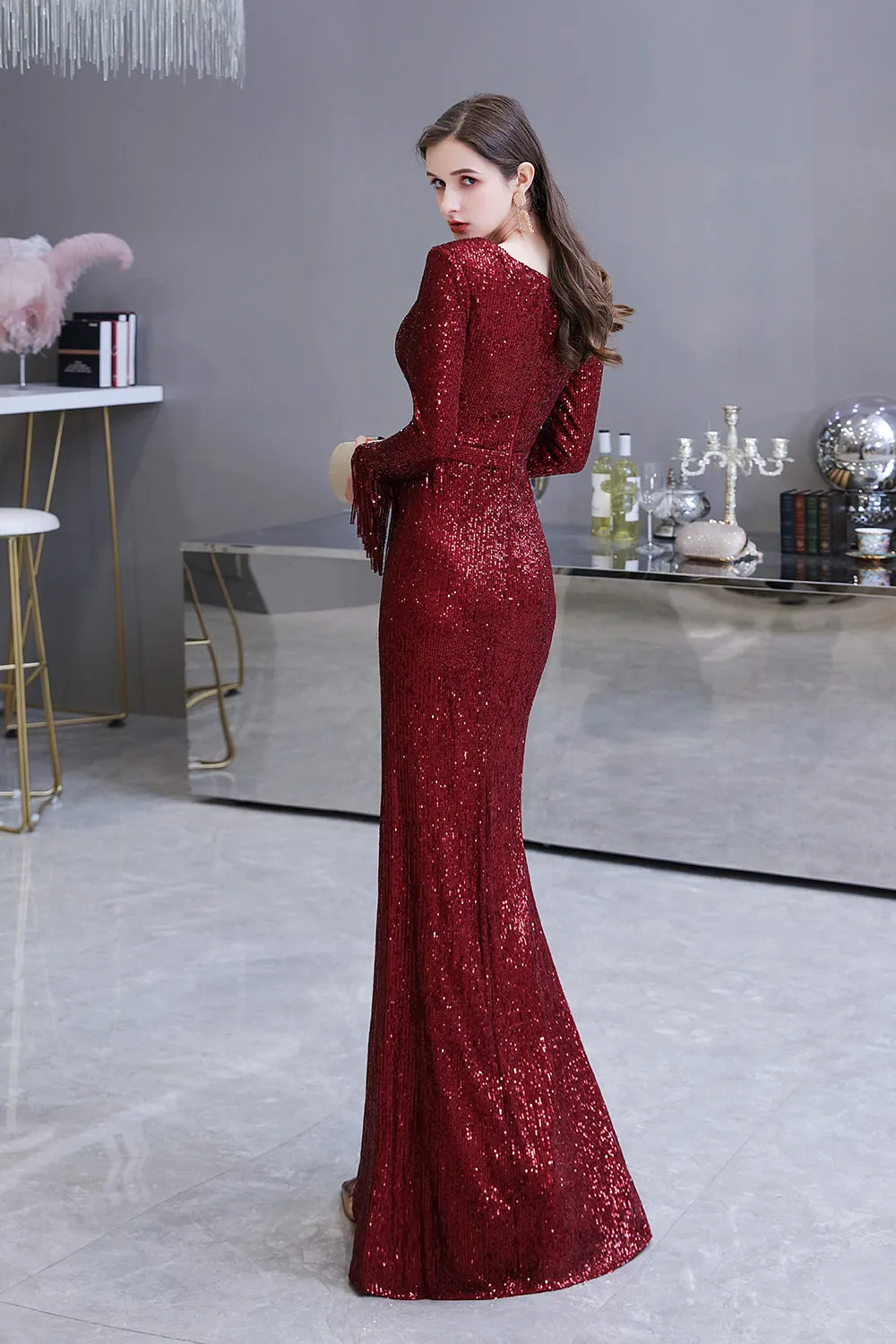 Gorgeous Sequins Long Sleeve V-Neck Mermaid Evening Gowns