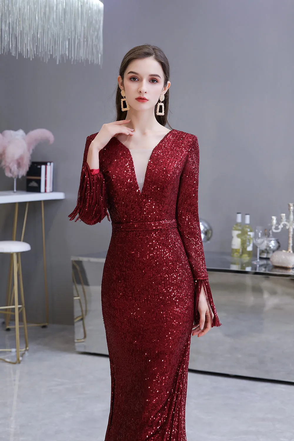 Gorgeous Sequins Long Sleeve V-Neck Mermaid Evening Gowns
