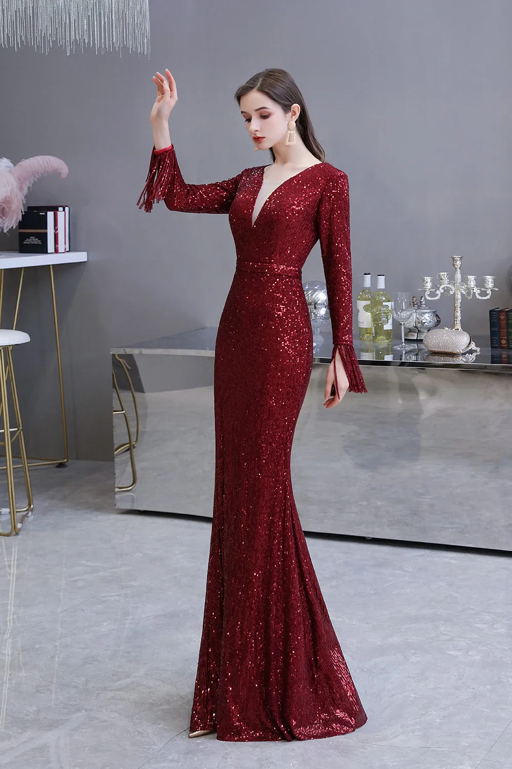 Gorgeous Sequins Long Sleeve V-Neck Mermaid Evening Gowns