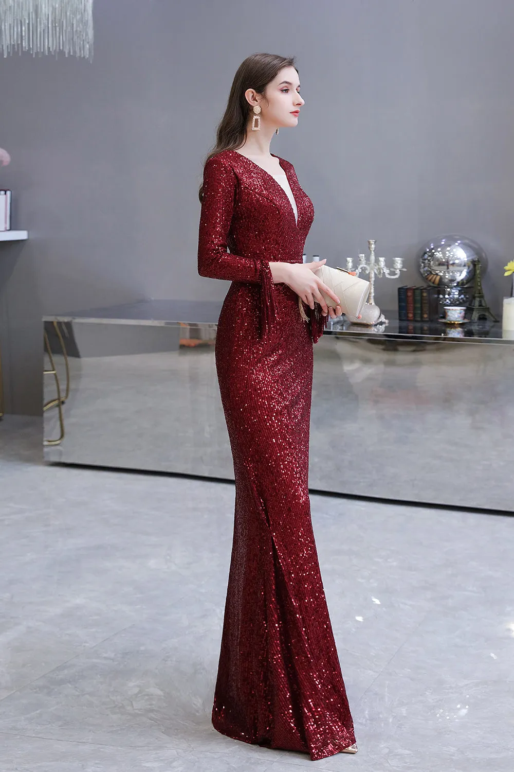 Gorgeous Sequins Long Sleeve V-Neck Mermaid Evening Gowns