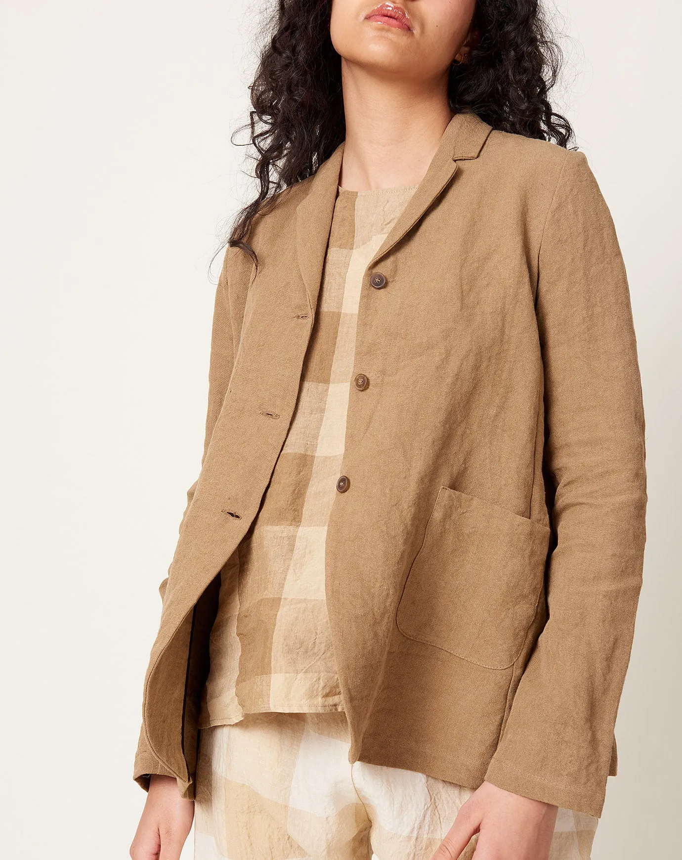 Heavy Linen Jacket in Hazelnut
