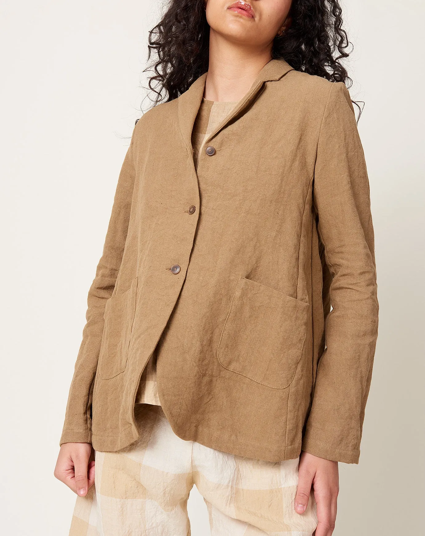 Heavy Linen Jacket in Hazelnut