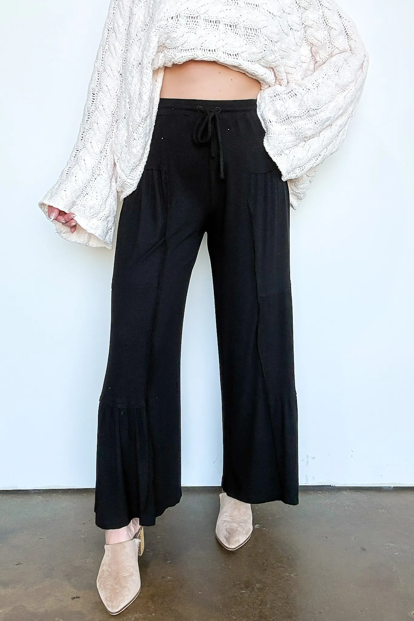 Naiara Ribbed Contrast Flowy Pants