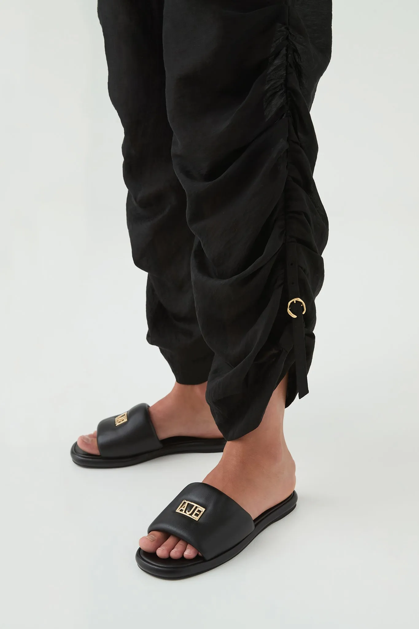Nya Utility Pant